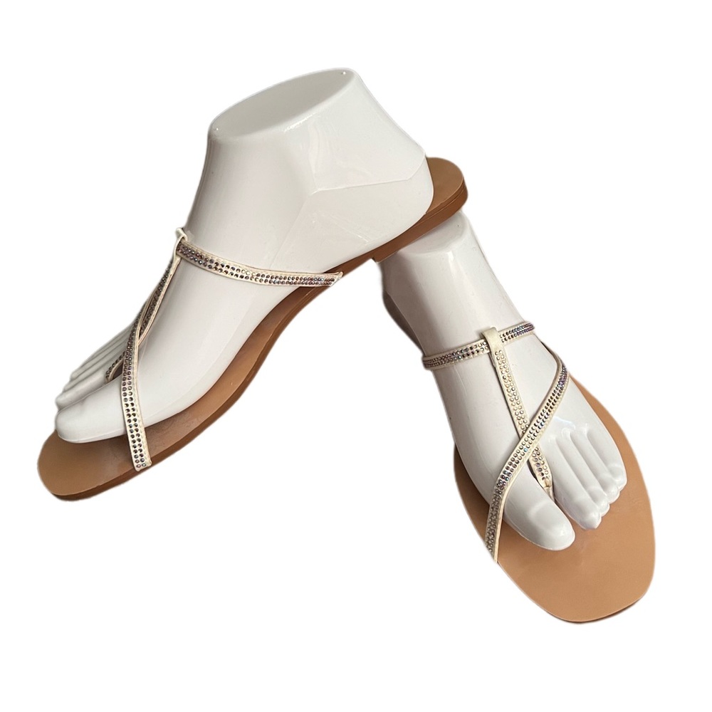 LIKE NEW!! Mix No. 6 Delicate-Looking Sandals White with Crystals Size 9.5